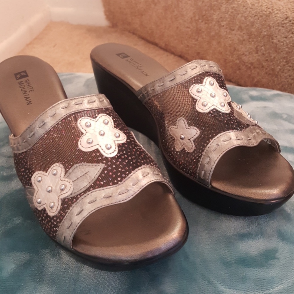 White Mountain Sparkled Wedges
